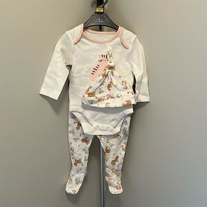 Qty 3 - 3-6 month baby clothes